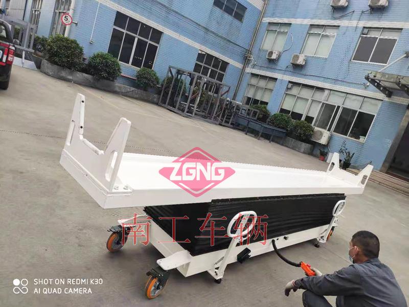 Robot semi-automatic electric lifting tool, trailer, and handcart